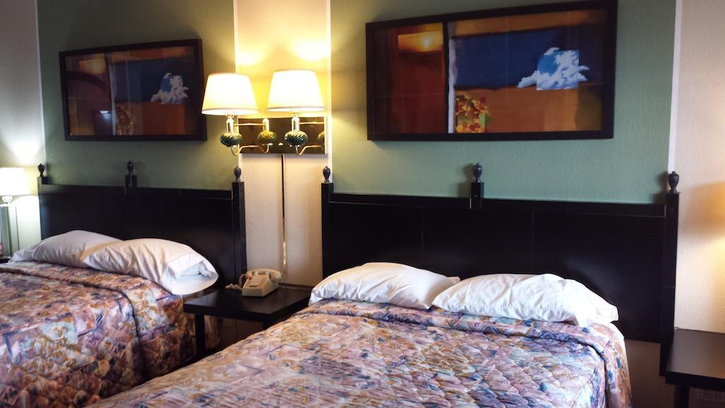 Manor Motel Minooka Habitación foto
